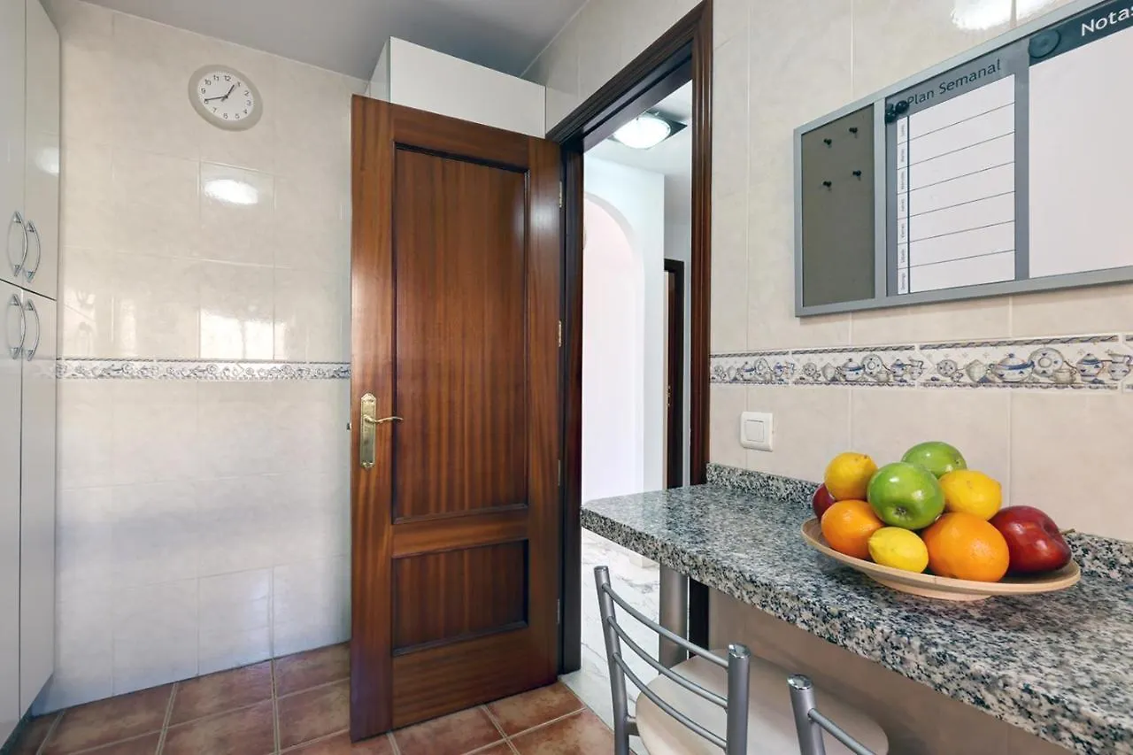 Top Floor Fuengirola Park Apartment With Parking