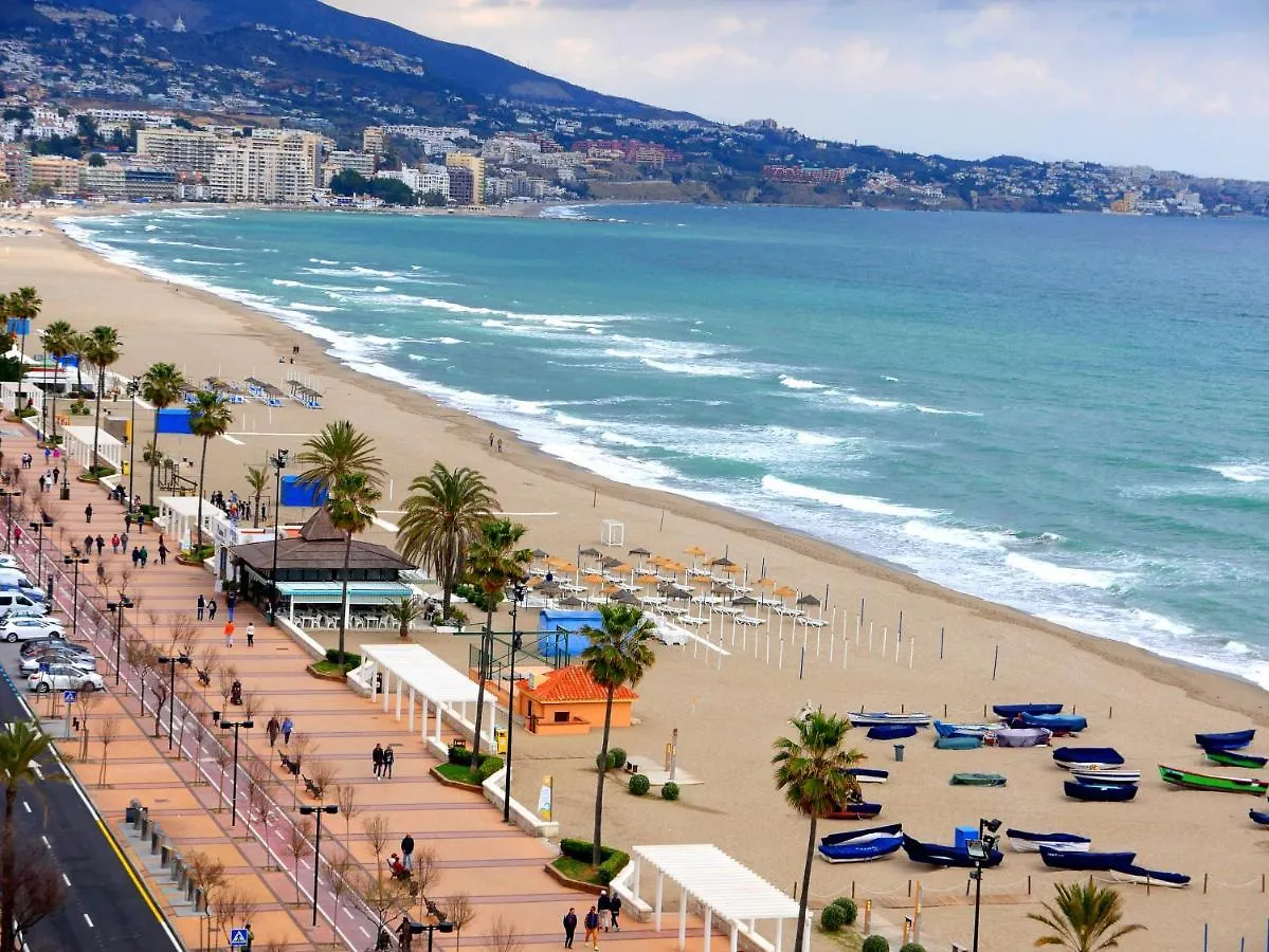 Top Floor Fuengirola Park Apartment With Parking 0*,
